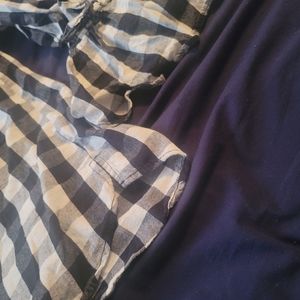 Button down collar shirt with flair at the wrist